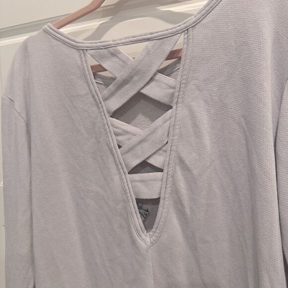 Z By Zella Lattice Crossback Active Long Sleeve Top - Lilac Purple - Picture 3 of 5